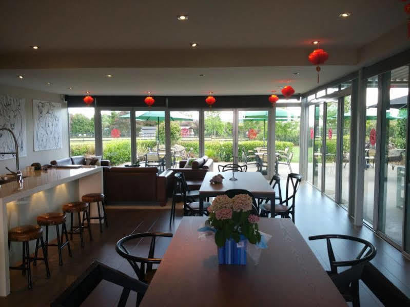 Auckland Karaka Country Retreat Hotell Exteriör bild